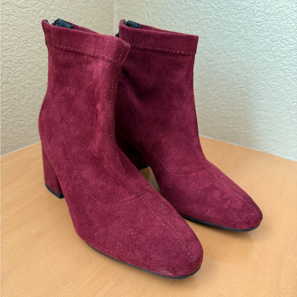 Elegant Burgundy Faux Suede Ankle Boots